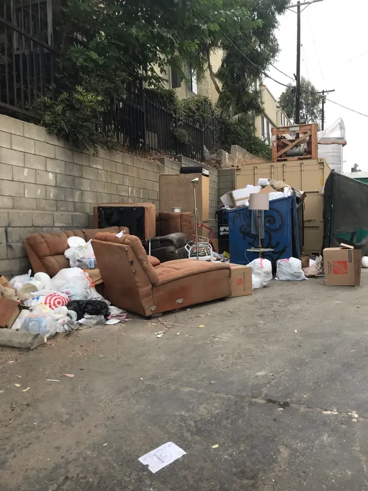 Curbside Junk Pickup Services In Huntington Beach, CA